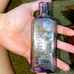 Vintage Sloans Liniment bottle